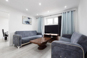 Cosy Retreats Central, Netflix, Free Parking